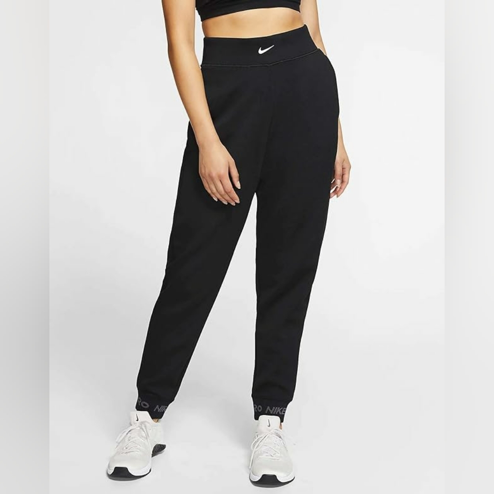 NWOT Nike Pro Women's Fleece Training Pants Sz Sm